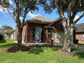 1237 Modena Drive, Pearland, TX 77581