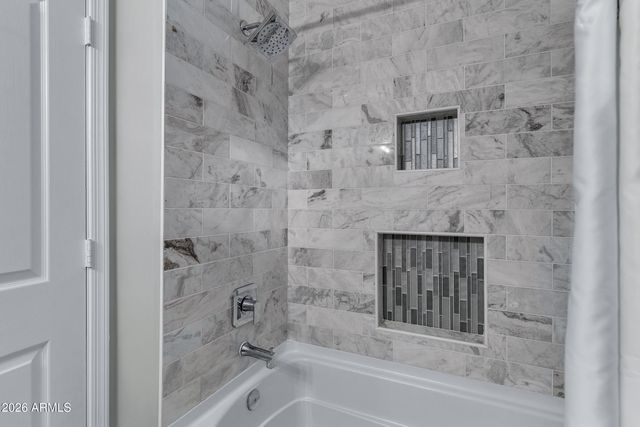 9421 E Jadecrest Drive, Sun Lakes, AZ 85248