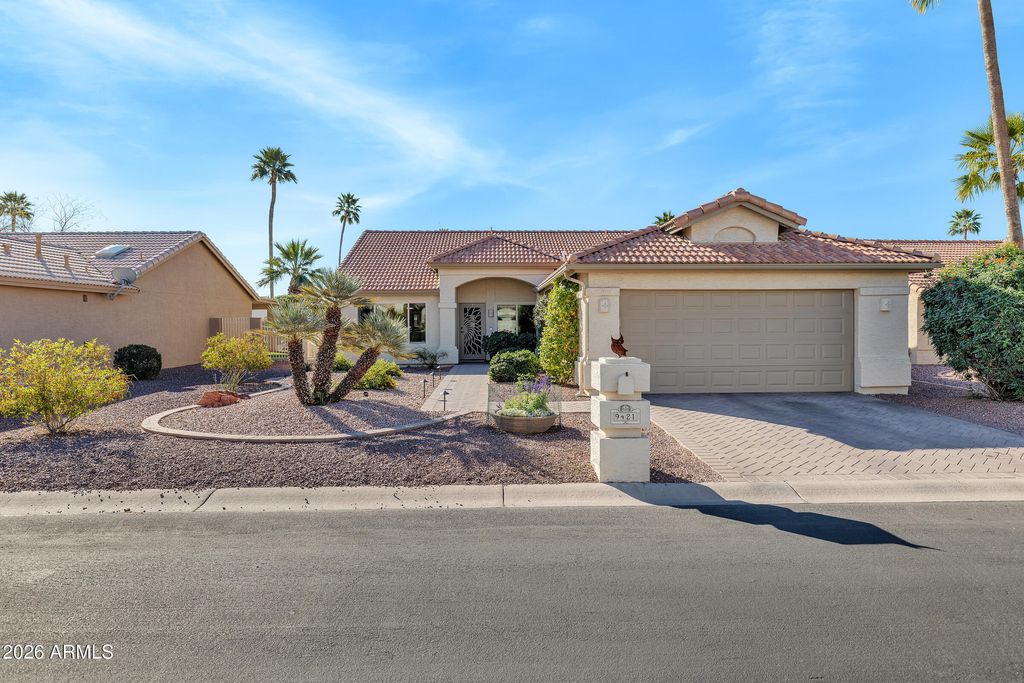 9421 E Jadecrest Drive, Sun Lakes, AZ 85248