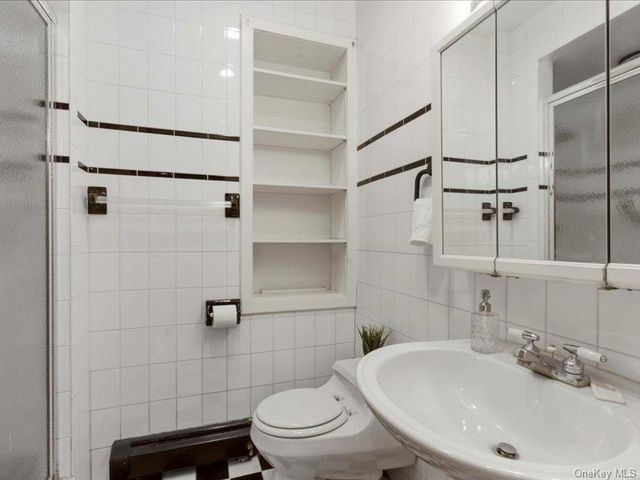 20 Rose Street, White Plains, NY 10605