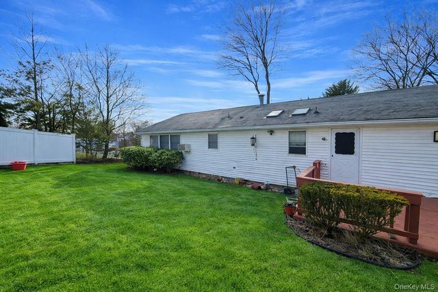 20 Rose Street, White Plains, NY 10605