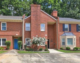 3153 CORNER OAK Drive, Peachtree Corners, GA 30071