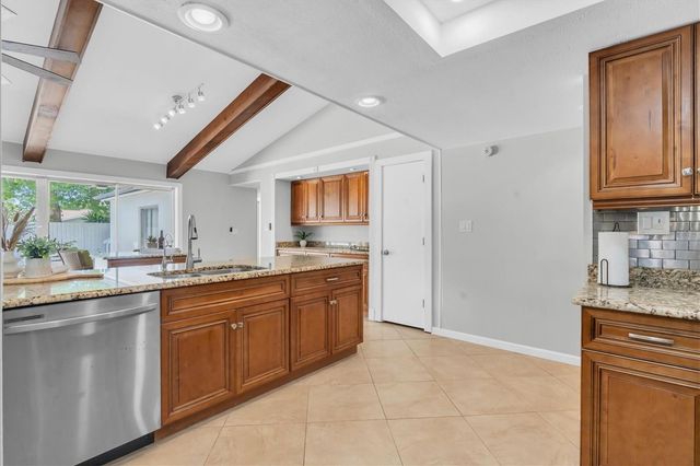 14254 84TH TERRACE, Seminole, FL 33776