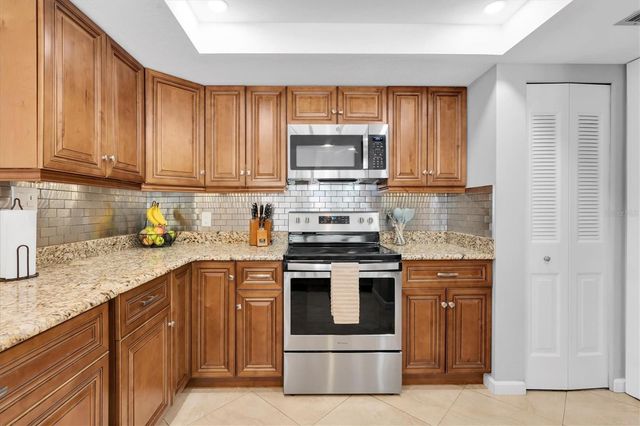 14254 84TH TERRACE, Seminole, FL 33776