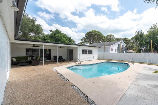 14254 84TH TERRACE, Seminole, FL 33776