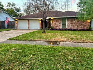 9246 Friendship Road, Houston, TX 77080