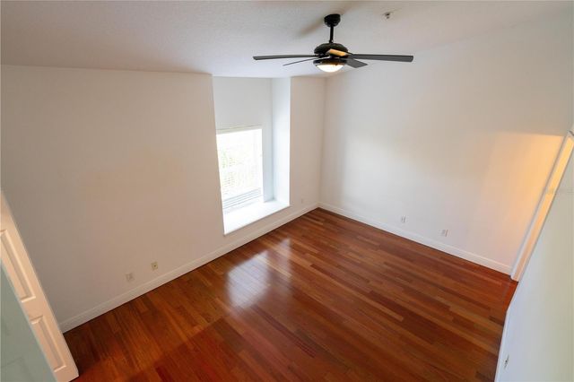 4639 OVERLOOK DRIVE NE, St Petersburg, FL 33703