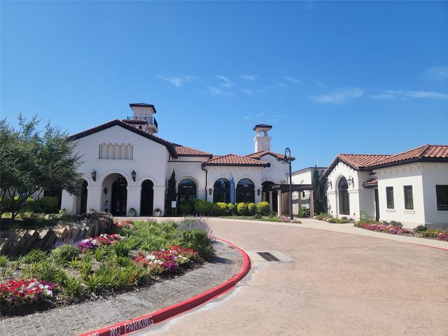 1023 Winter Fire Way, Arlington, TX 76005