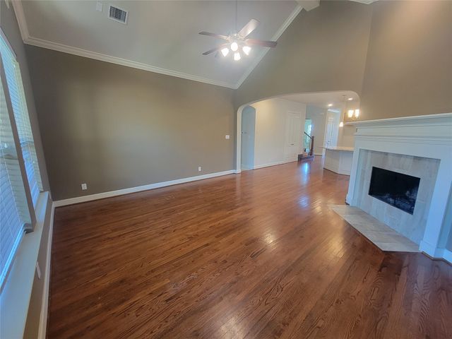 1023 Winter Fire Way, Arlington, TX 76005