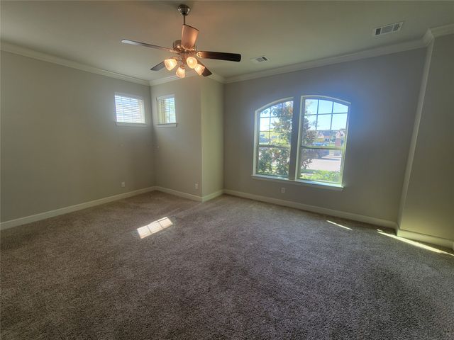 1023 Winter Fire Way, Arlington, TX 76005
