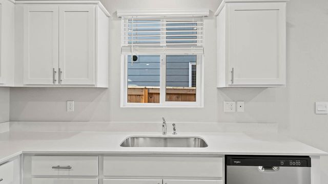 230 Darlington Street, Medford, OR 97501