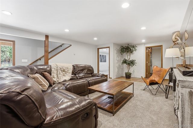 25700 Village Circle, Golden, CO 80401