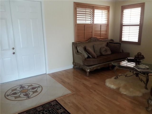 229 Gazetta Way, West Palm Beach, FL 33413