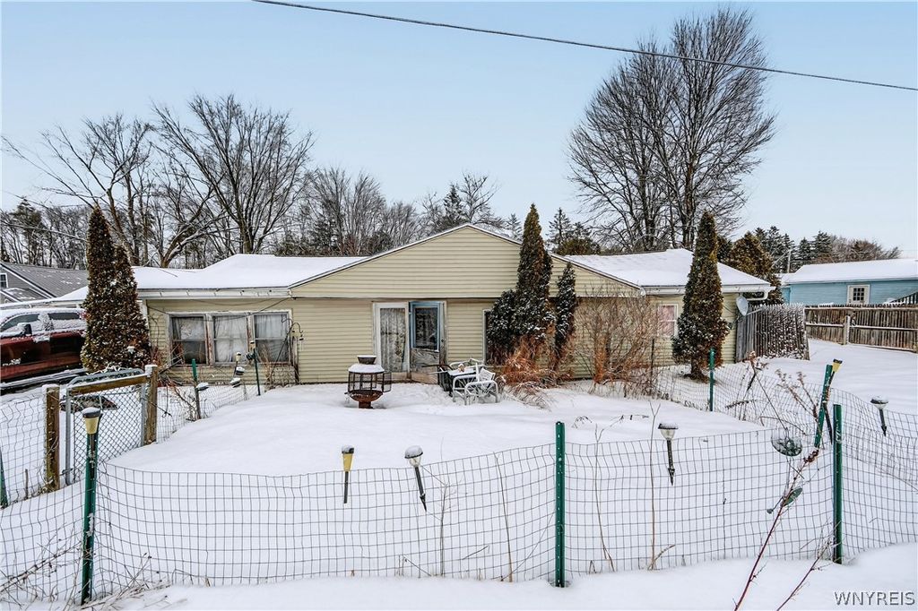 5880 Schieferstine Road, Westmoreland, NY 13440