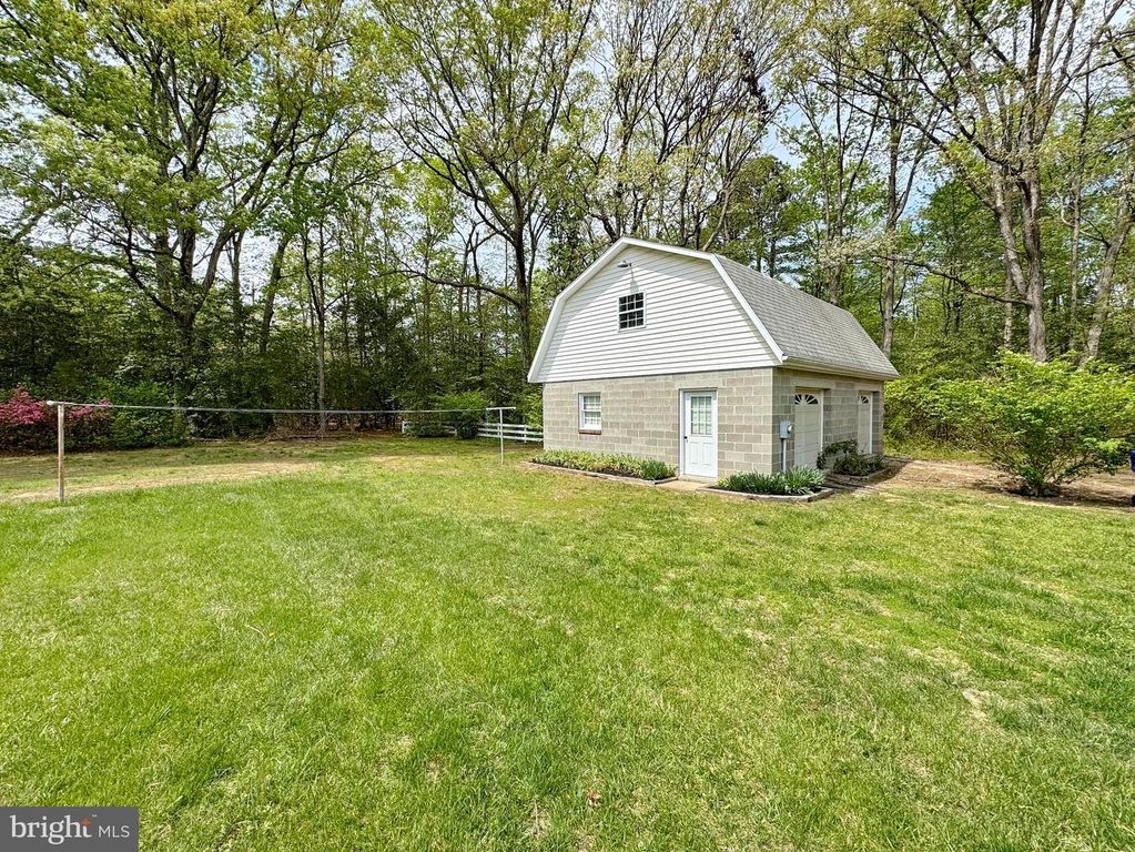 6850 LEONARDTOWN RD, Bryantown, MD 20617
