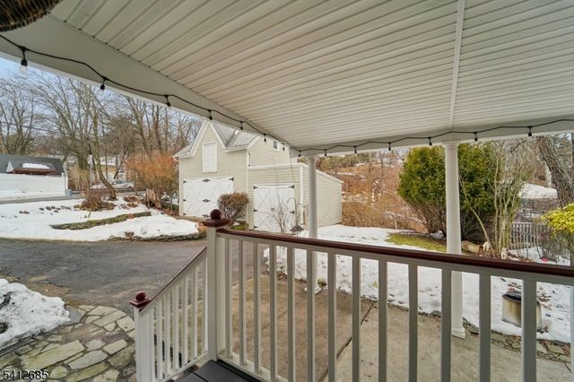 57 Pompton Rd, Haledon Boro, NJ 07508