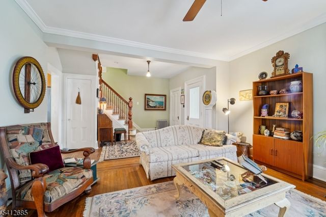 57 Pompton Rd, Haledon Boro, NJ 07508