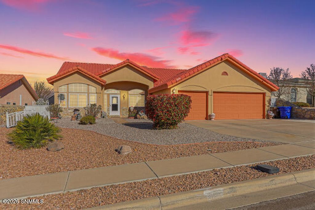 2257 Sunrise Point Road, Las Cruces, NM 88011