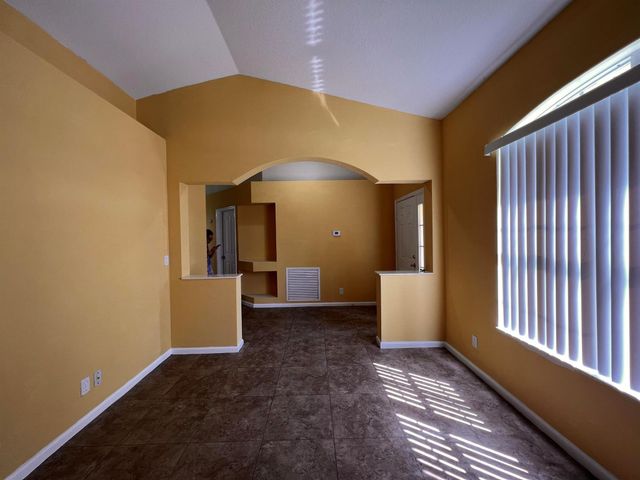 449 SW Dagget Avenue, Port St Lucie, FL 34953