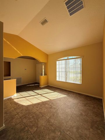 449 SW Dagget Avenue, Port St Lucie, FL 34953