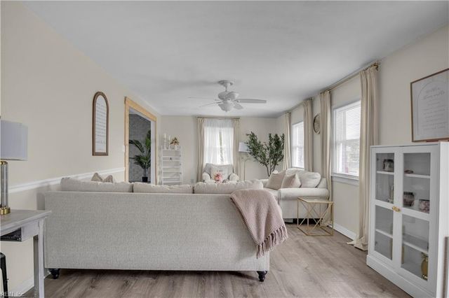 421 Plummer DR, Chesapeake, VA 23323
