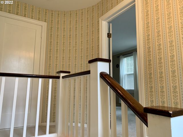 260 CRESCENT Dr, Kelso, WA 98626