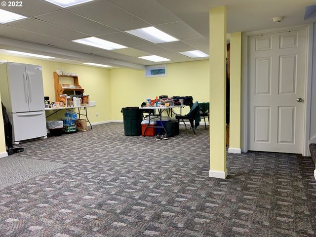 260 CRESCENT Dr, Kelso, WA 98626