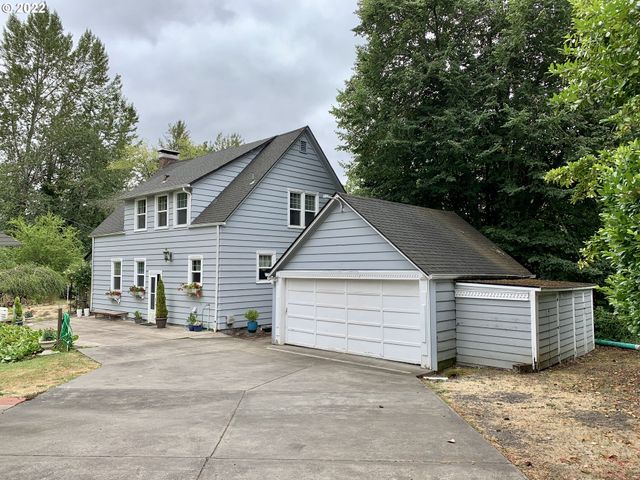 260 CRESCENT Dr, Kelso, WA 98626