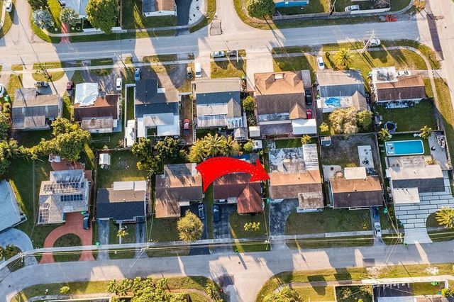 2501 NW 84th Way, Sunrise, FL 33322