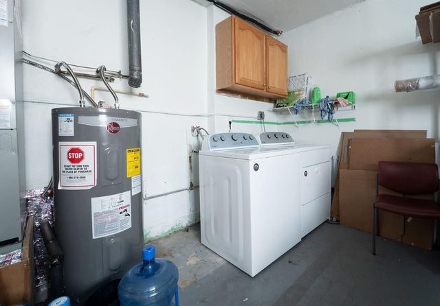 2501 NW 84th Way, Sunrise, FL 33322