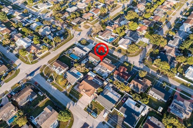 2501 NW 84th Way, Sunrise, FL 33322