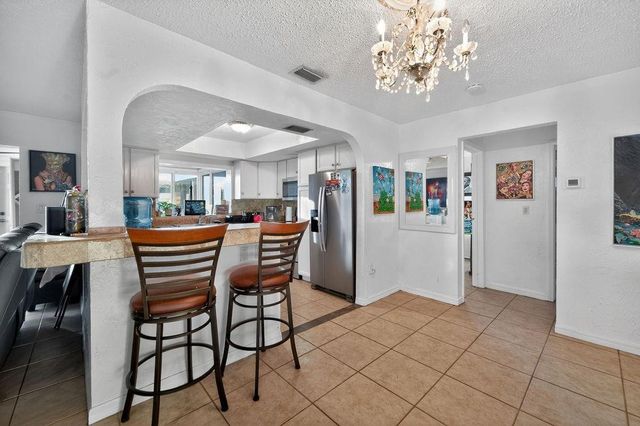 2501 NW 84th Way, Sunrise, FL 33322