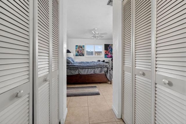 2501 NW 84th Way, Sunrise, FL 33322