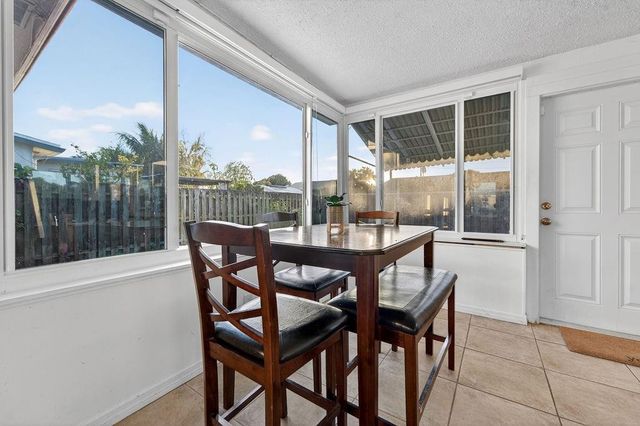 2501 NW 84th Way, Sunrise, FL 33322