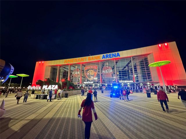 2501 NW 84th Way, Sunrise, FL 33322