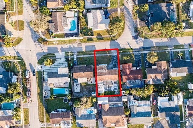 2501 NW 84th Way, Sunrise, FL 33322