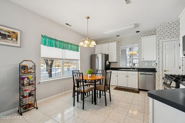 2 Belvedere Drive S, Manchester, NJ 08759