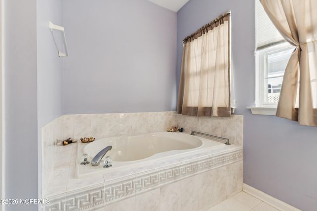 2 Belvedere Drive S, Manchester, NJ 08759