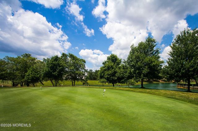 2 Belvedere Drive S, Manchester, NJ 08759