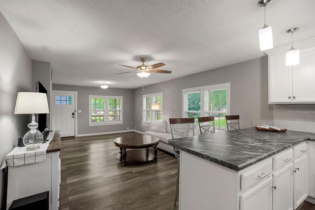 601 S Peoria Street, Louisburg, KS 66053