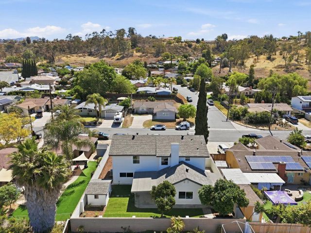 14212 Tobiasson Rd, Poway, CA 92064