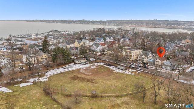 30 Hallock Avenue, New Haven, CT 06519