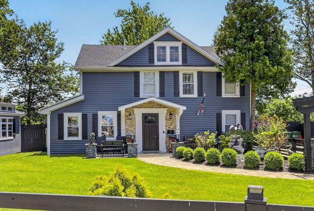 77 Furnace Ln, Pembroke, MA 02359