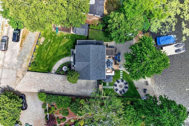 77 Furnace Ln, Pembroke, MA 02359