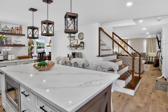 77 Furnace Ln, Pembroke, MA 02359