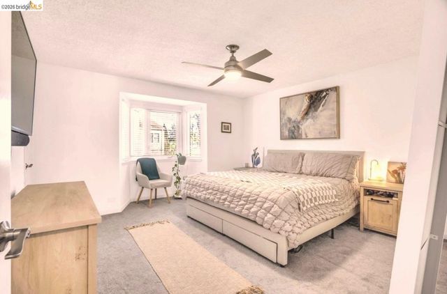 1260 Pine Creek Way I, Concord, CA 94520