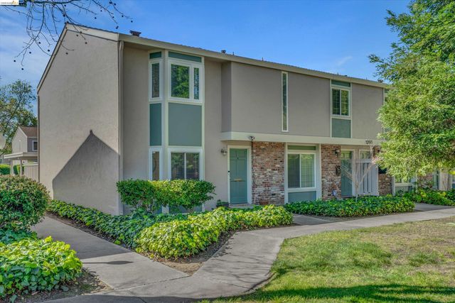 1260 Pine Creek Way I, Concord, CA 94520