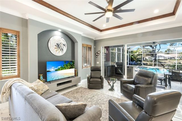 14615 Glen Eden DR, Naples, FL 34110