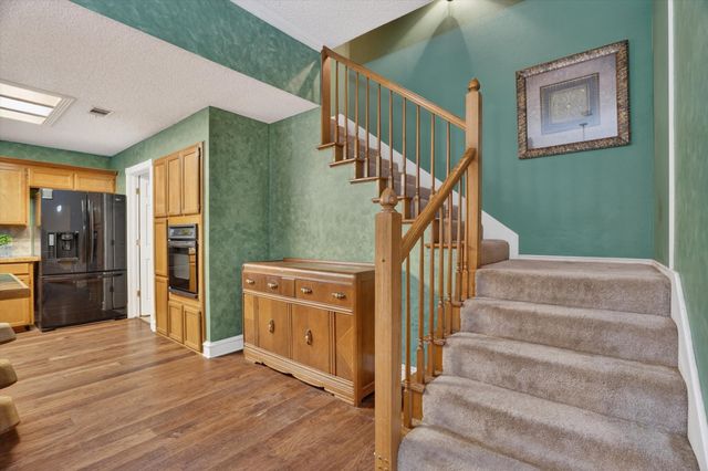 300 Post Lane, Burleson, TX 76028