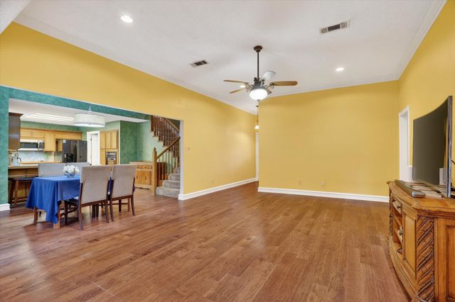 300 Post Lane, Burleson, TX 76028